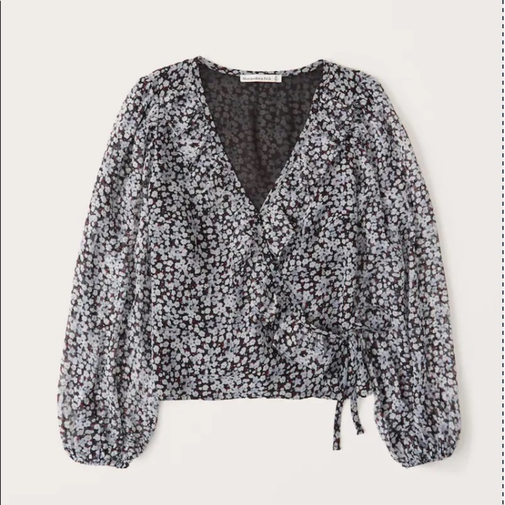 NWT Abercrombie Long-Sleeve Ruffle Wrap Blouse